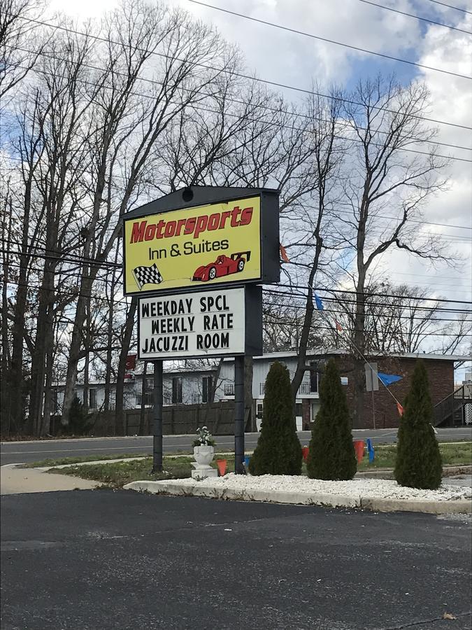 Millville Motorsports Inn And Suites 外观 照片