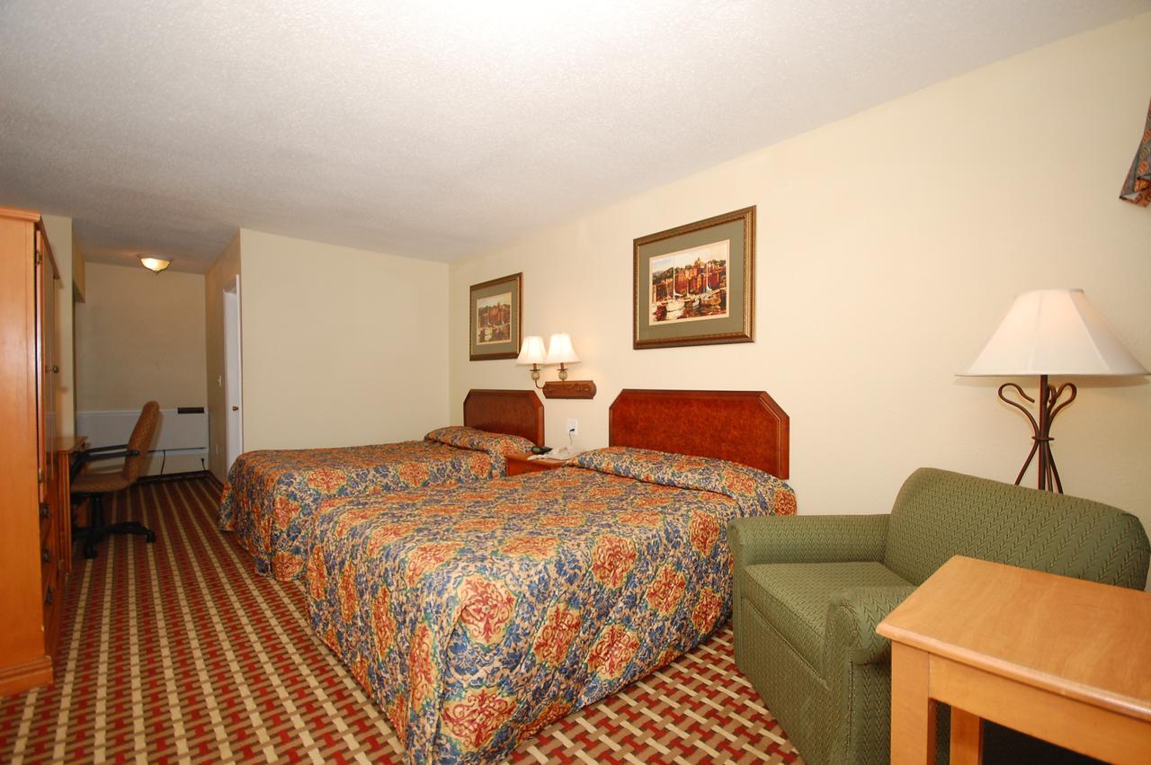 Millville Motorsports Inn And Suites 外观 照片