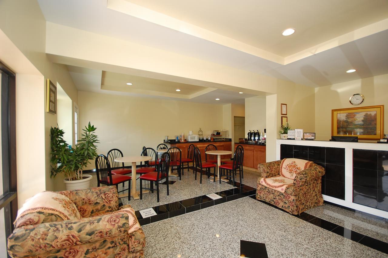 Millville Motorsports Inn And Suites 内观 照片
